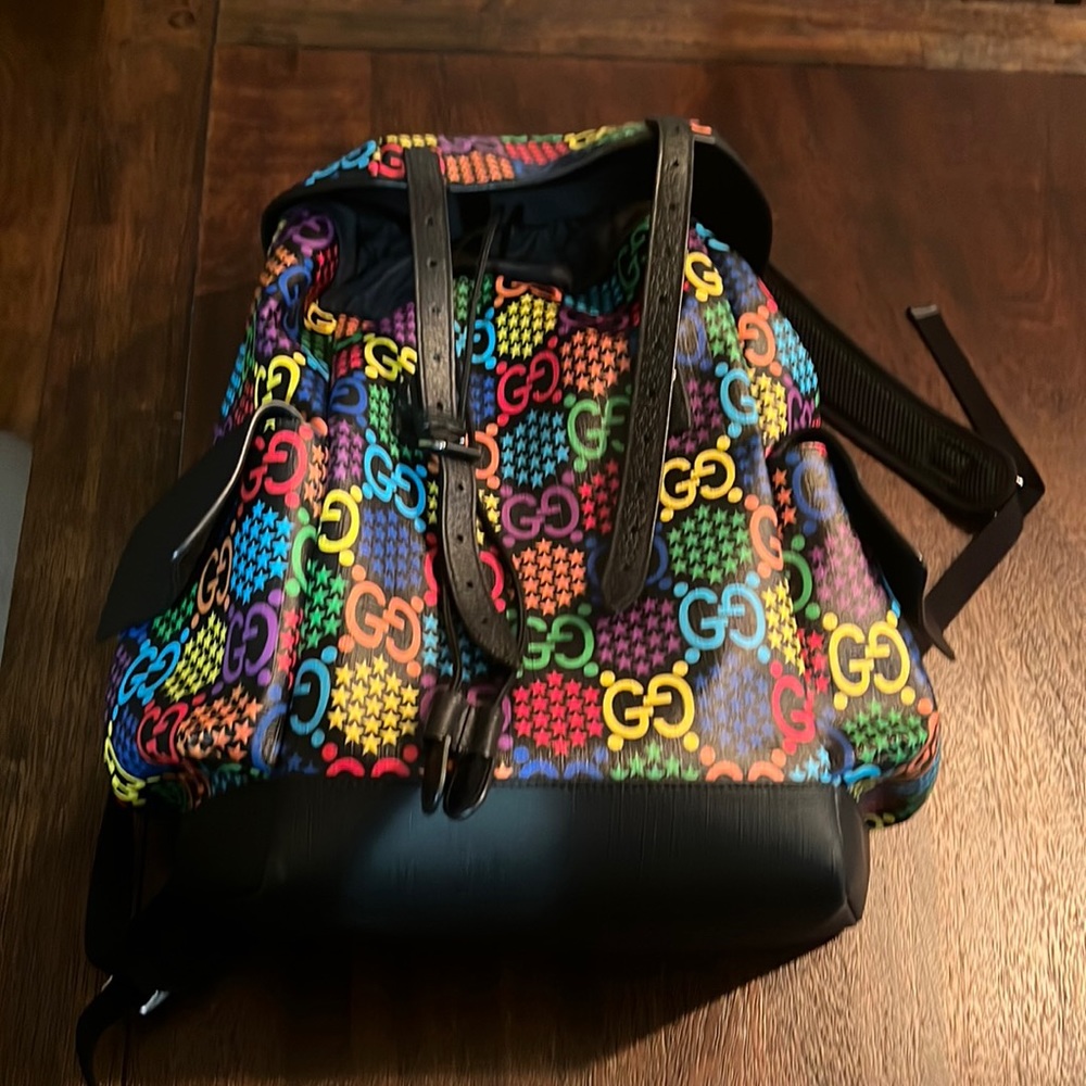 gucci psychedelic backpack